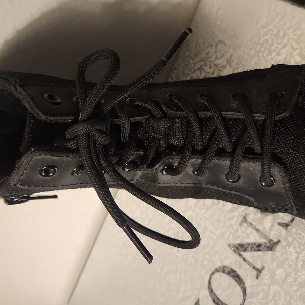 Kids Dr. Martens Black Combat Boots Size 1. - Picture 6 of 11